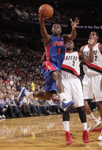 Rodney Stuckey drives to the basket in the Pistons 109-103 loss at Portland on Nov. 11 (NBAE/Getty Images)